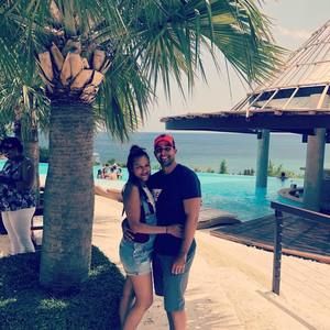 Meet your Posher, Lira